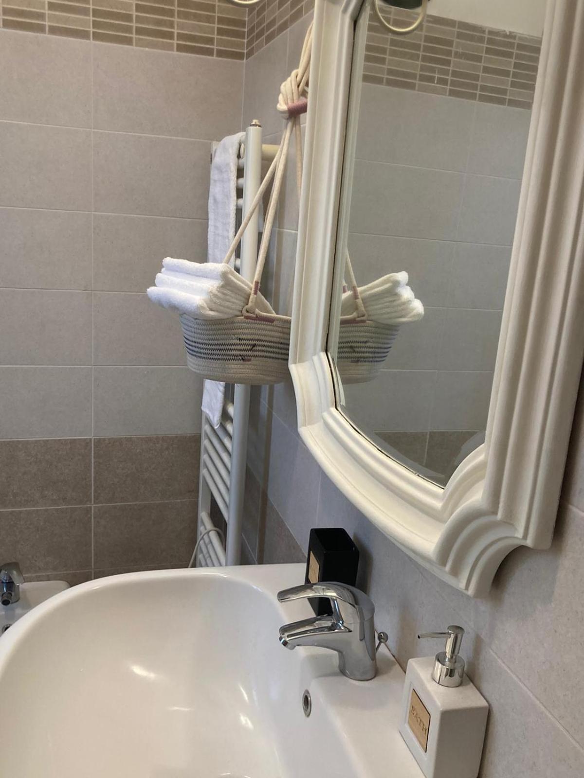Casa Bellaria, Monzambano Colline Moreniche Del Lago Di Garda Exterior foto